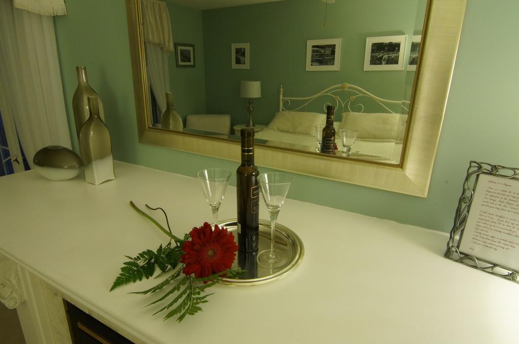 In Elegance Bed & Breakfast Niagara-on-the-Lake Room photo