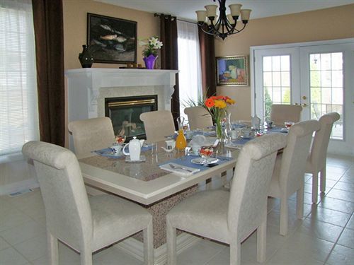 In Elegance Bed & Breakfast Niagara-on-the-Lake Exterior photo
